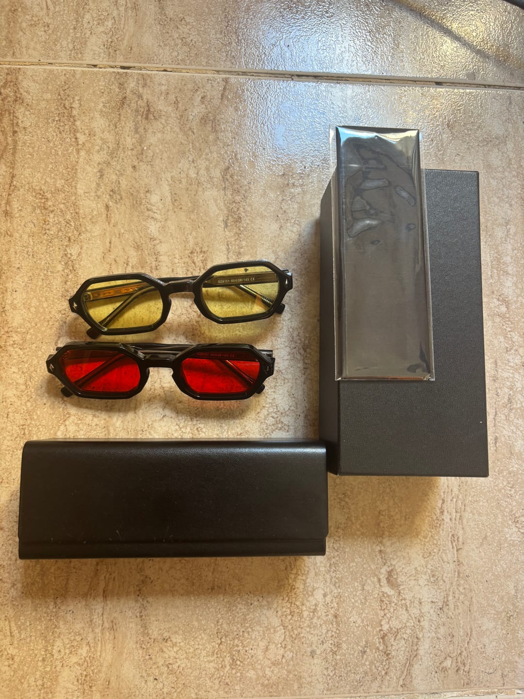 Customer photo review of Niva Night Red® Gafas de Luz Roja con Protección contra Luz Azul