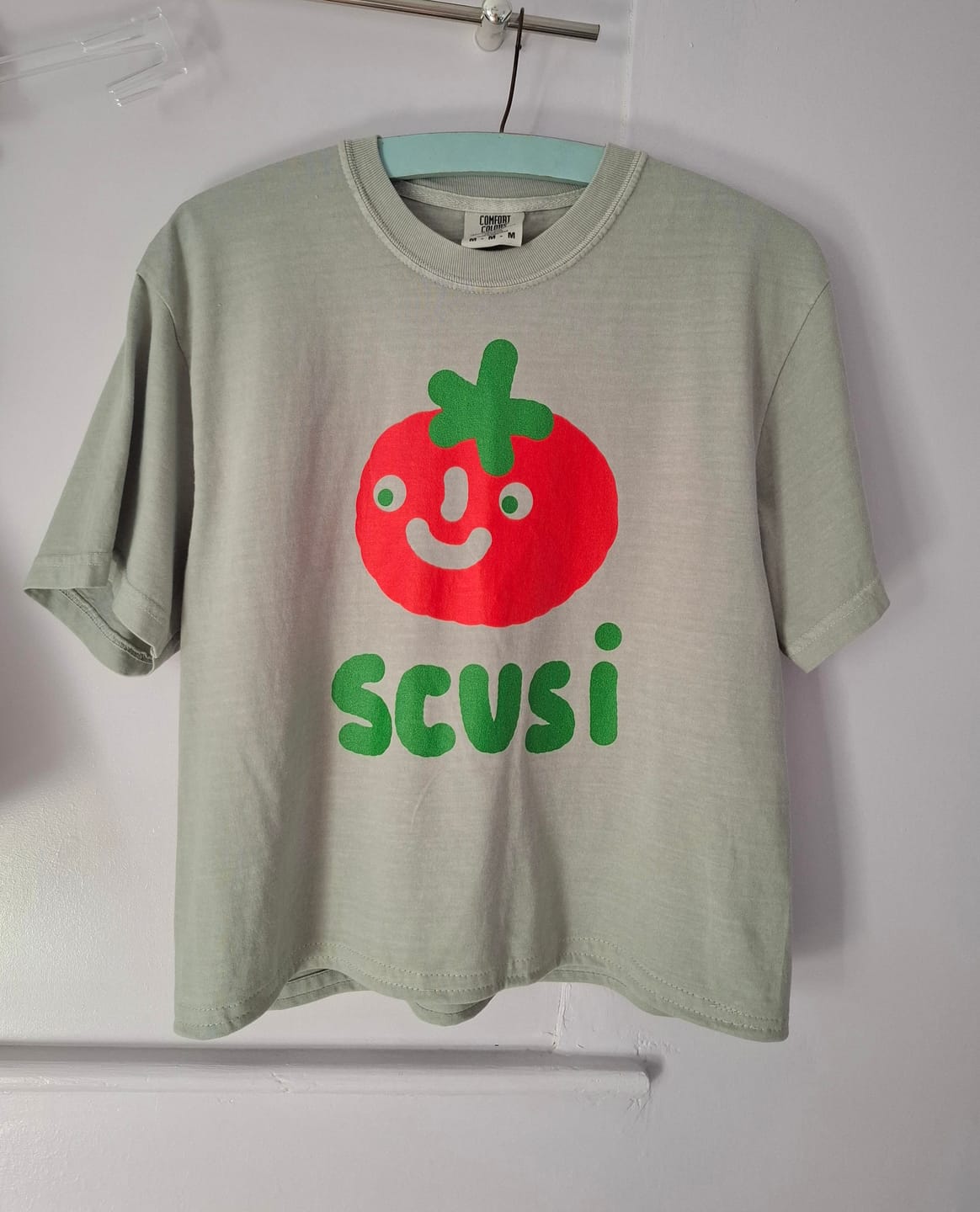 Customer photo review of Scusi: Longoland T-Shirt