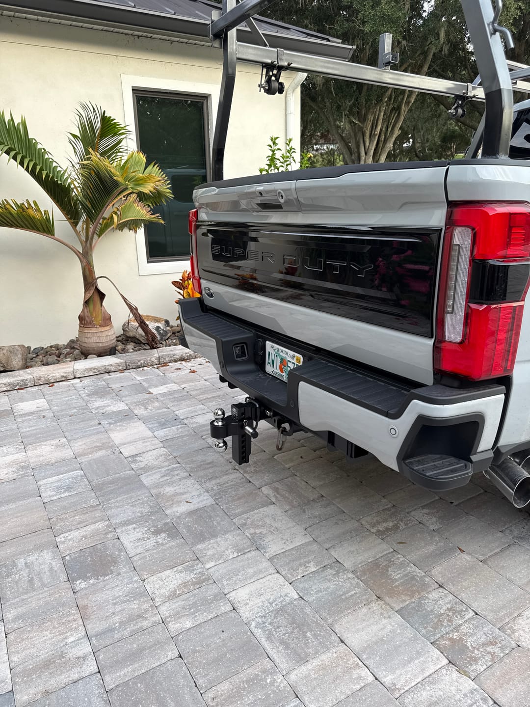 Customer photo review of BullBoulder Drop Hitch