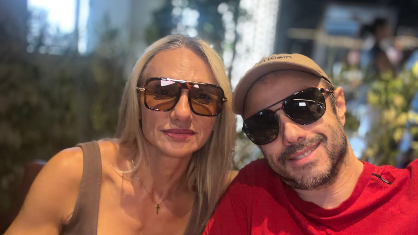 Customer photo review of Óculos Serifos | Lançamento