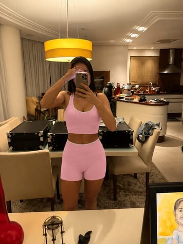Customer photo review of Women’s Top & Shorts Workout Set – Linea Short