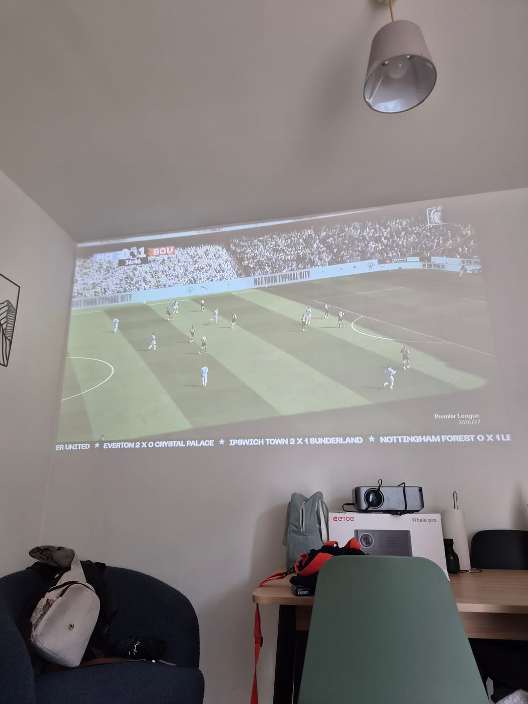 Customer photo review of ETOE Whale Pro 2026丨Home Theater Projector with High Brightness
