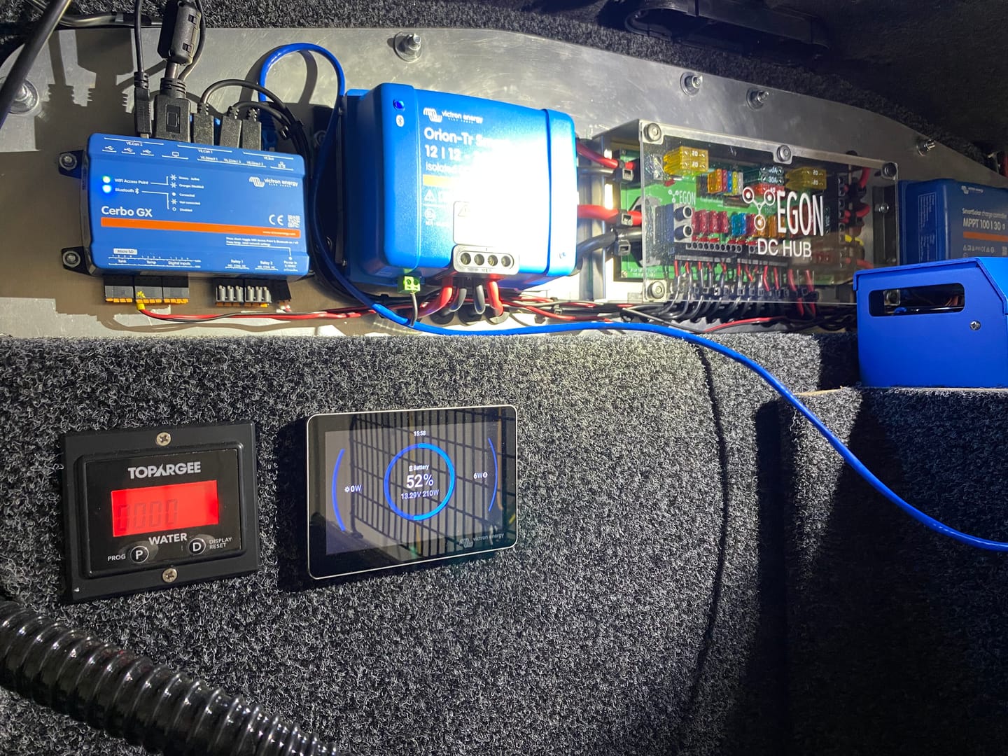 Customer photo review of Victron | VE.Bus BMS NG