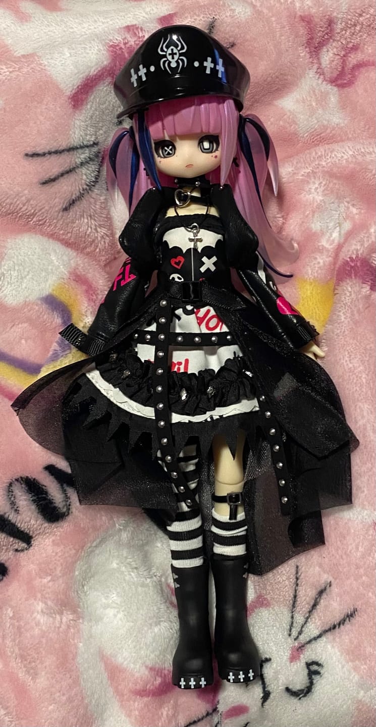 Customer photo review of Revolving Radio Waves Series Special 1/6 Action Figure BJD Blind Box