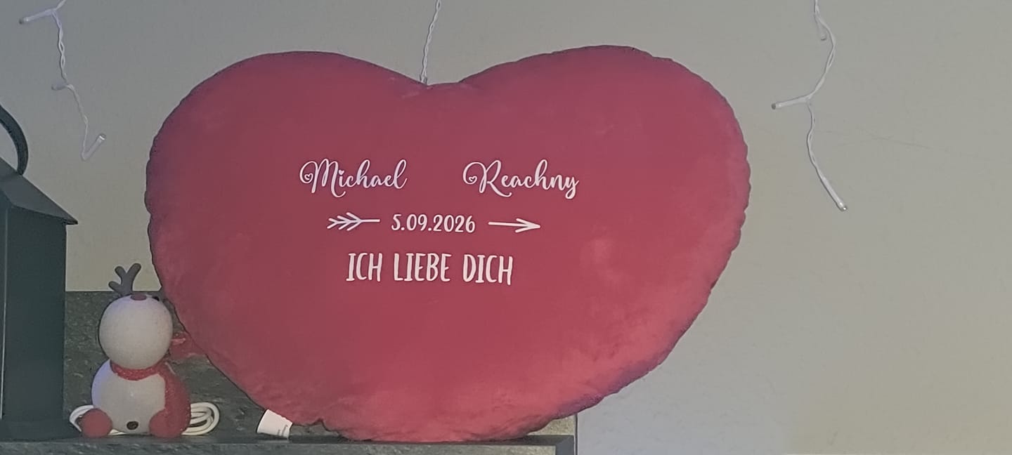 Customer photo review of Du & Ich - Paar-Herzkissen