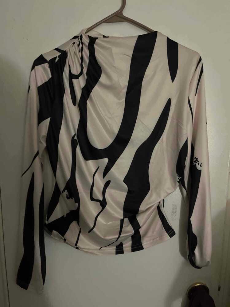 Customer photo review of Ninonine "Sloane" | Abstract Geometric Mock Neck Top