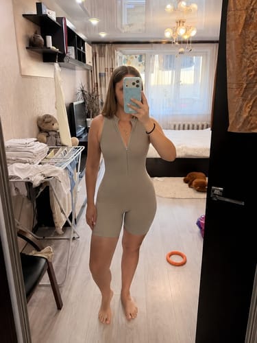 Customer photo review of Women’s Workout Romper – Forma Short