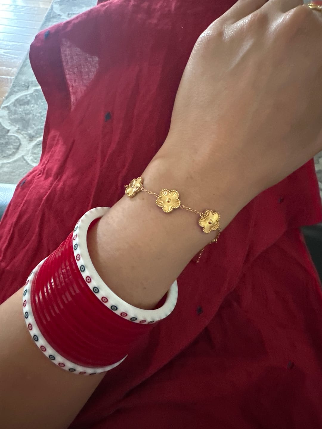 Customer photo review of Golden Clover Bracelet