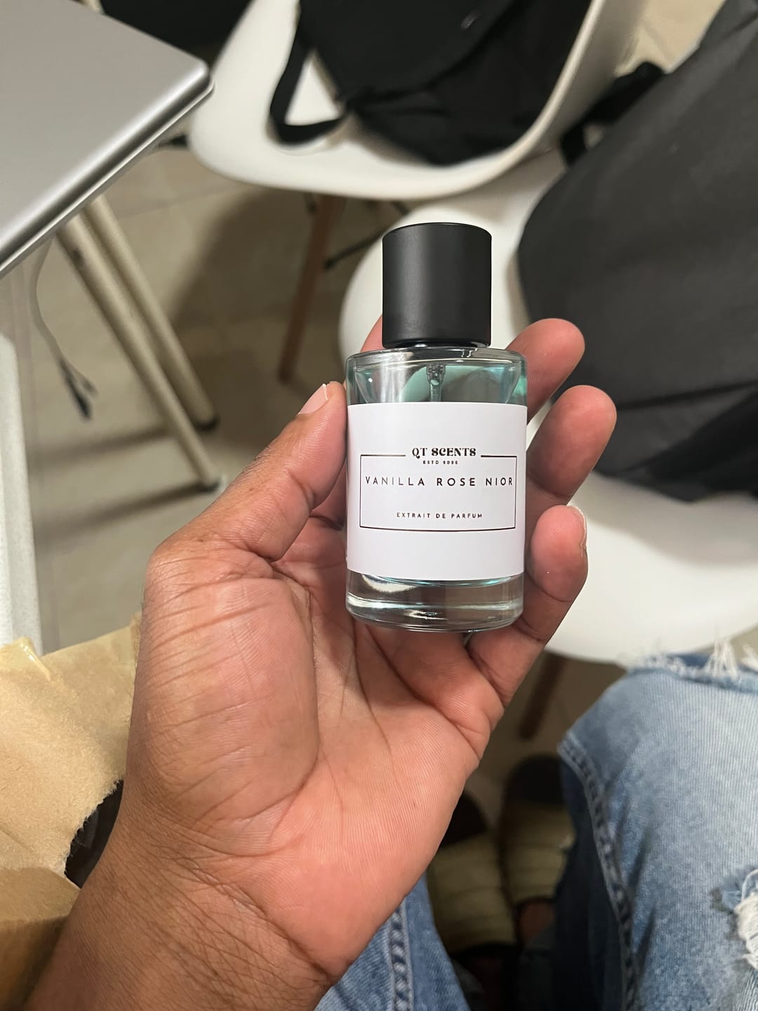 Customer photo review of Vanilla rose nior  unisex