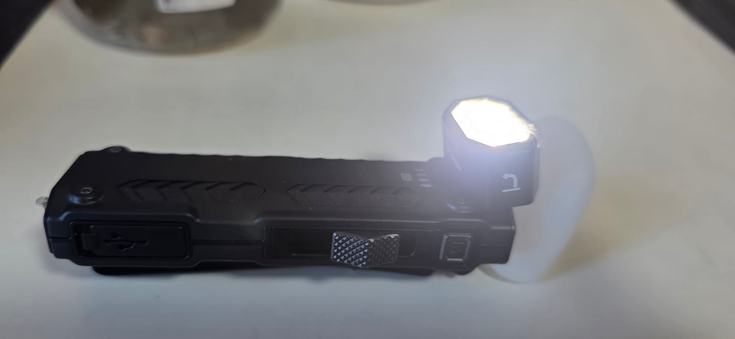 Customer photo review of EDC09 - 1600 lumens (L-Angle)
