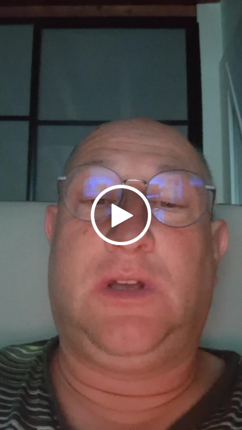 Customer video review of TotalEnergie Plaque