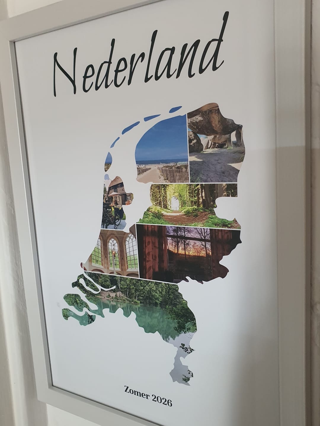 Customer photo review of Gepersonaliseerde reisposter - Foto collage in vorm van continent of land