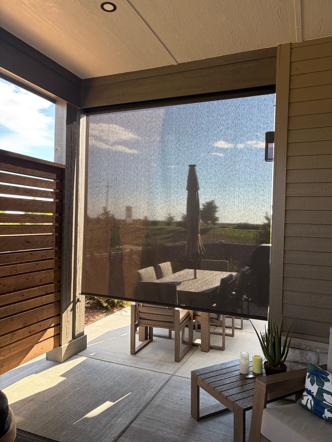 Customer photo review of SmartWings Motorized Outdoor Shades 1%/3%/5% Openness