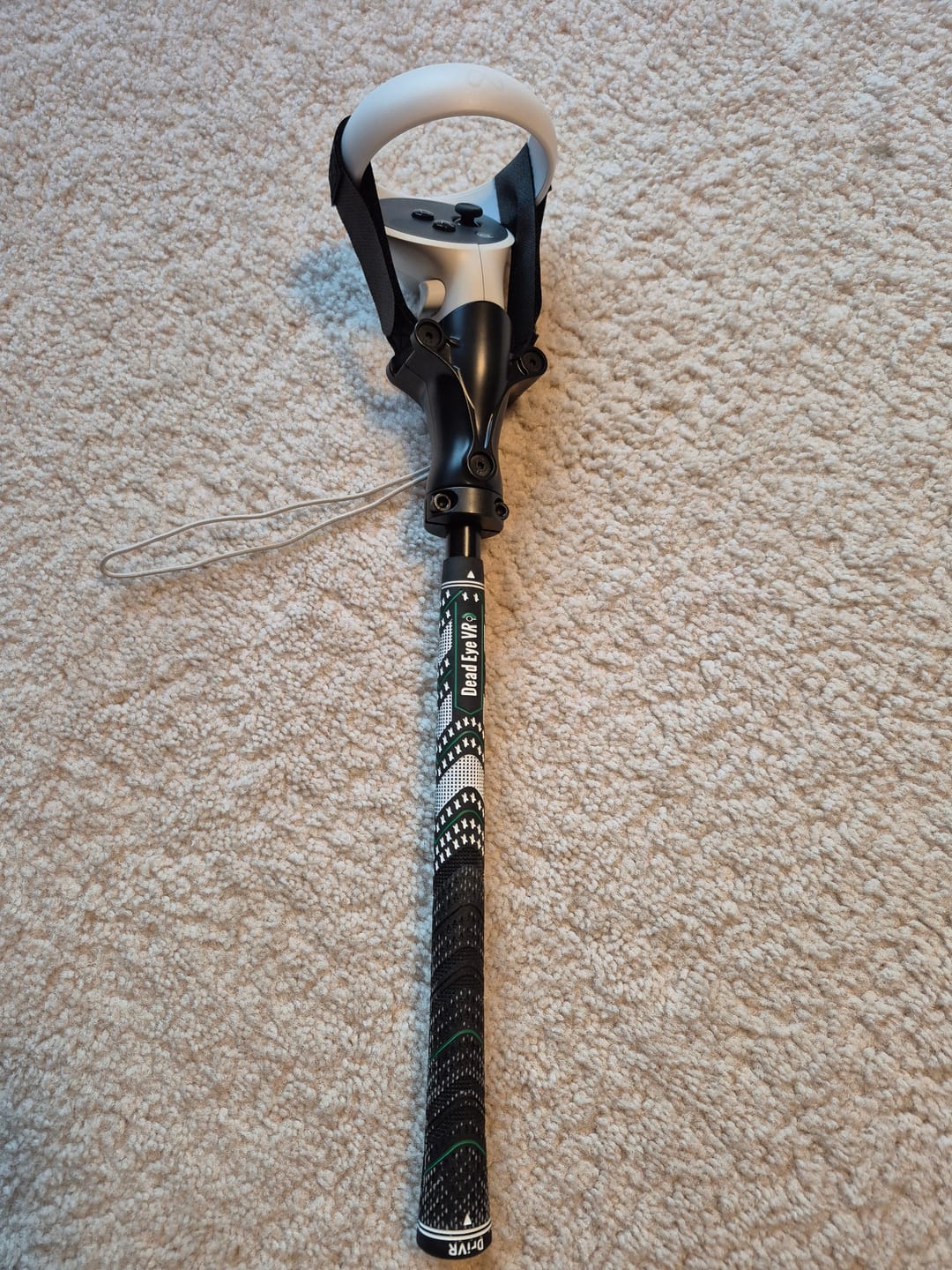 Customer photo review of DriVR - VR Golf Club Handle Accessory - Compatible with Meta Quest , Quest 2, and Rift S - For GOLF+