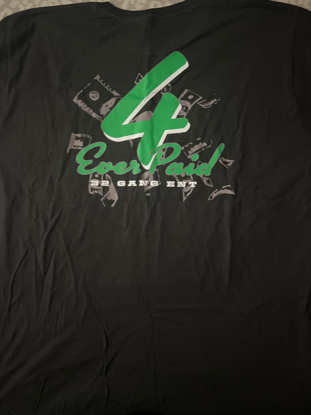 Customer photo review of 4EVER PAID PREMIUM TEE