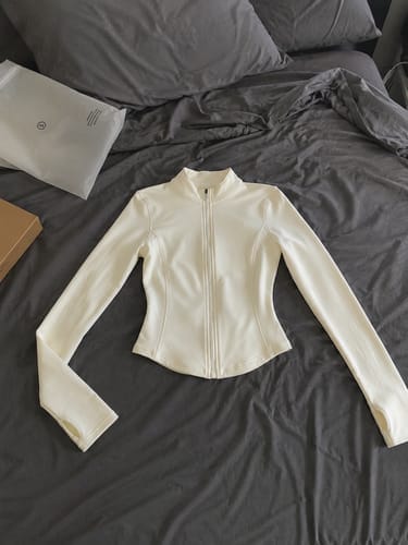 Customer photo review of Women’s Workout Jacket – Contour Suit