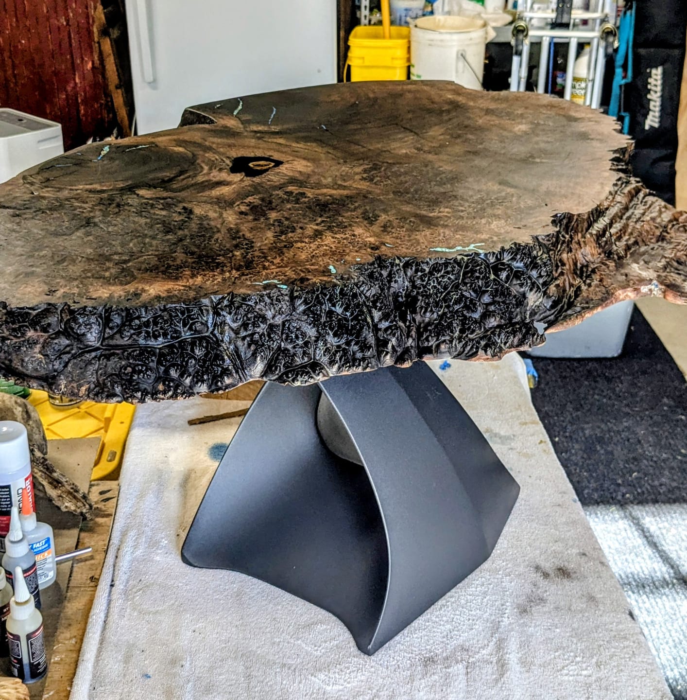 Customer photo review of Coffee Table Base 121S Tulipe 16.2" H Mid-Century Modern Style