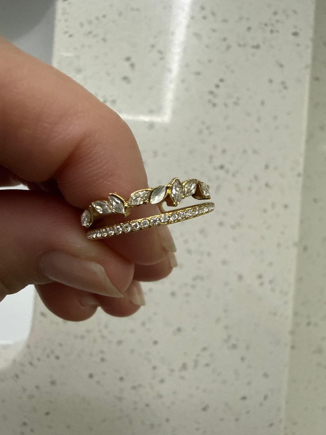 Customer photo review of 18K Gold Mia Crystal Ring