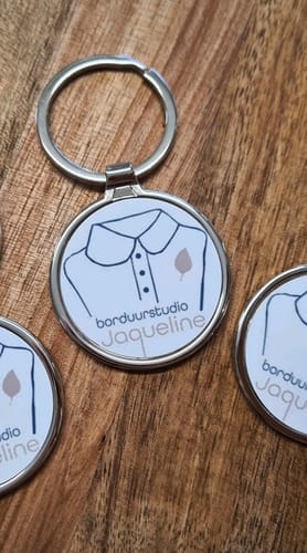 Customer photo review of Metalen Sleutelhanger Rond – 7x4 cm voor Sublimatie