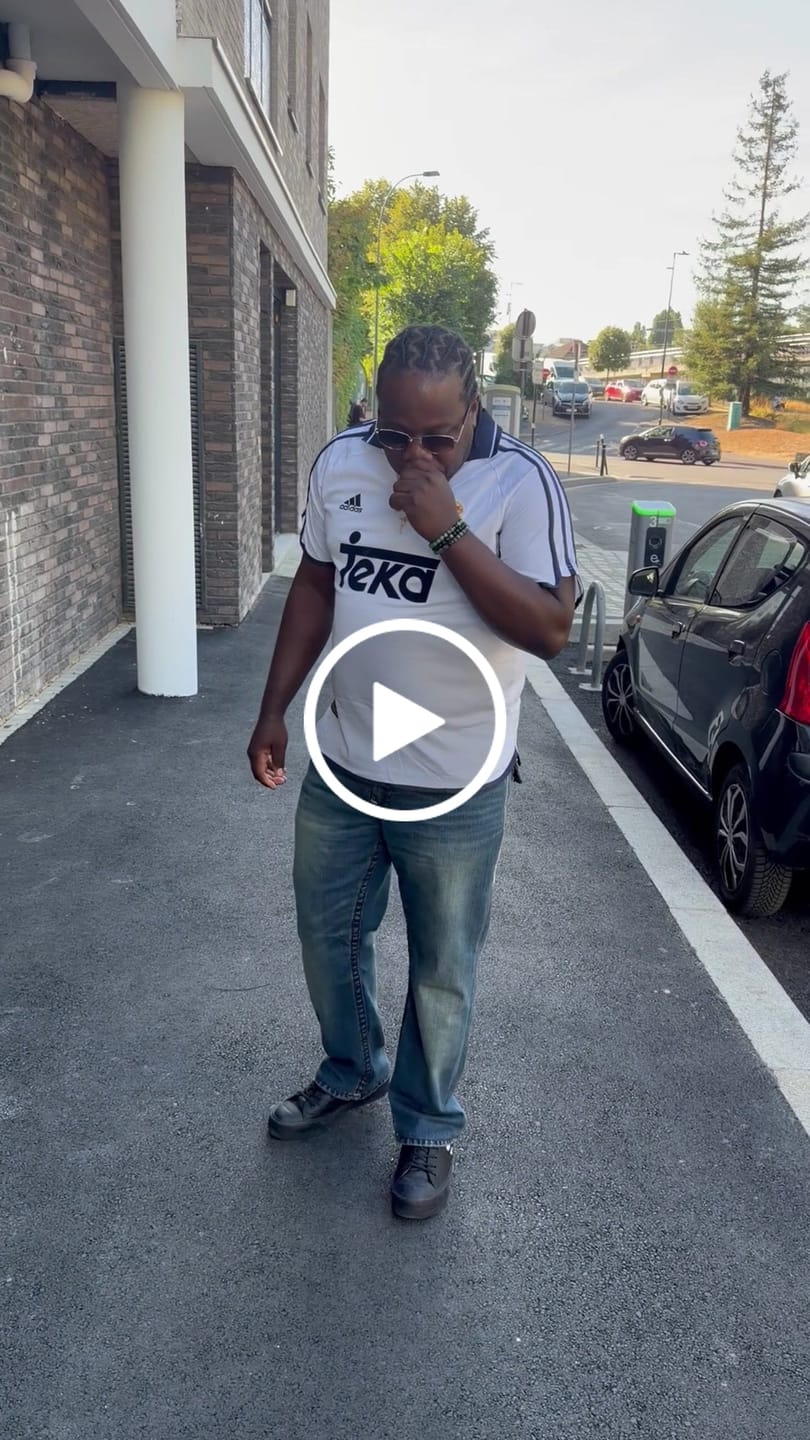 Customer video review of Maillot Real Madrid Rétro 00/01 - Blanc