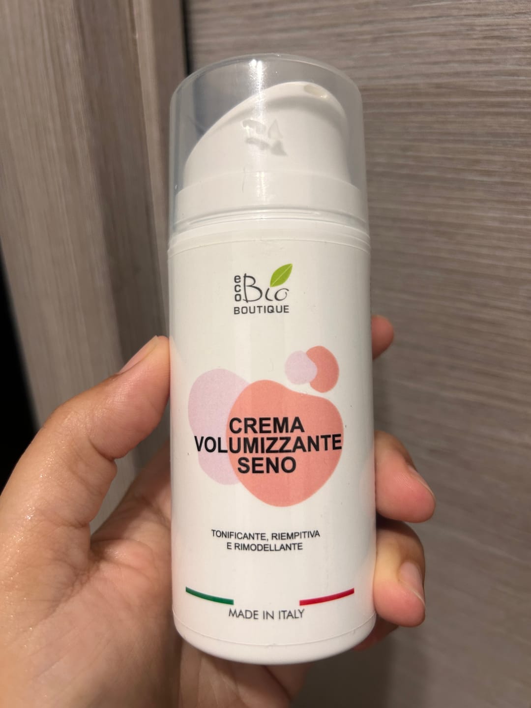 Customer photo review of Crema Volumizzante Seno