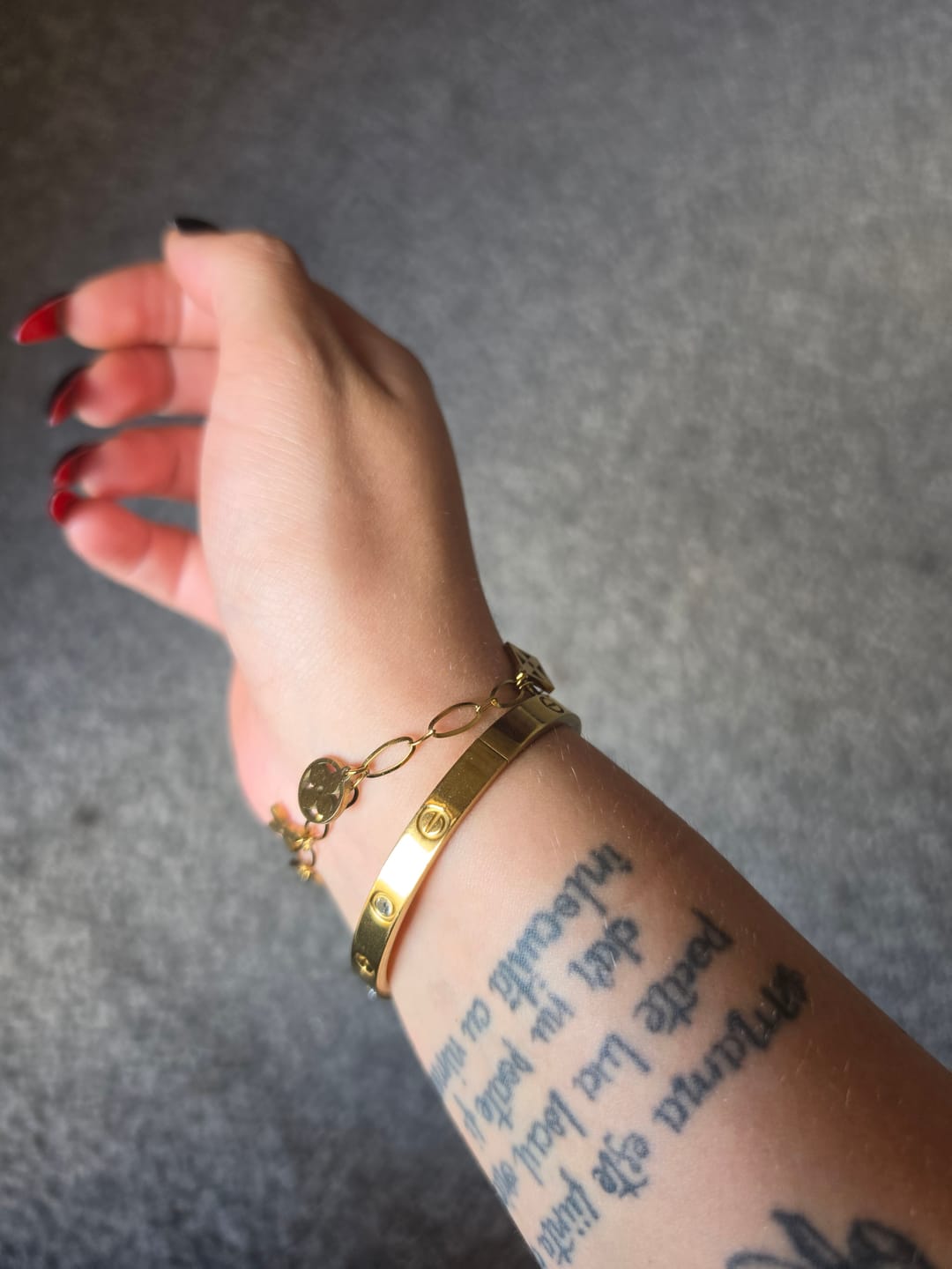 Customer photo review of Bratara Love - Auriu