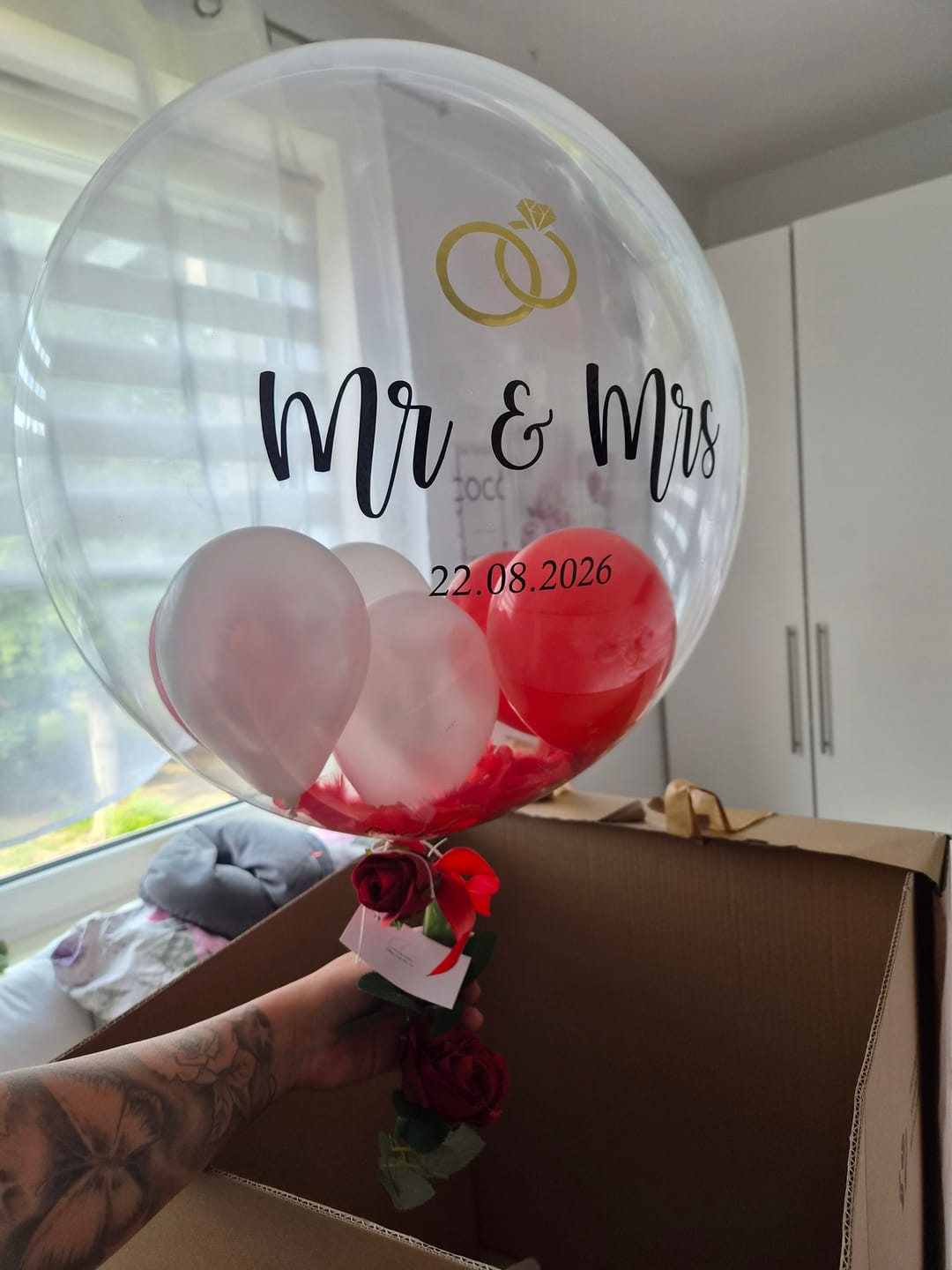 Customer photo review of Red Roses Designer Ballon