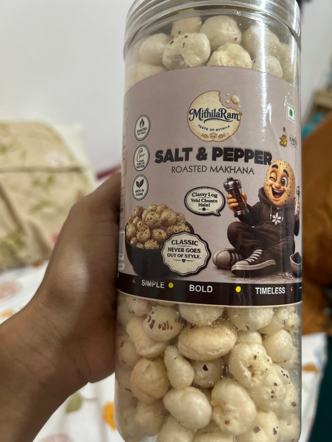 Customer photo review of MithilaRam™ Salt & Pepper Olive Oil Roasted Makhana (85 g)