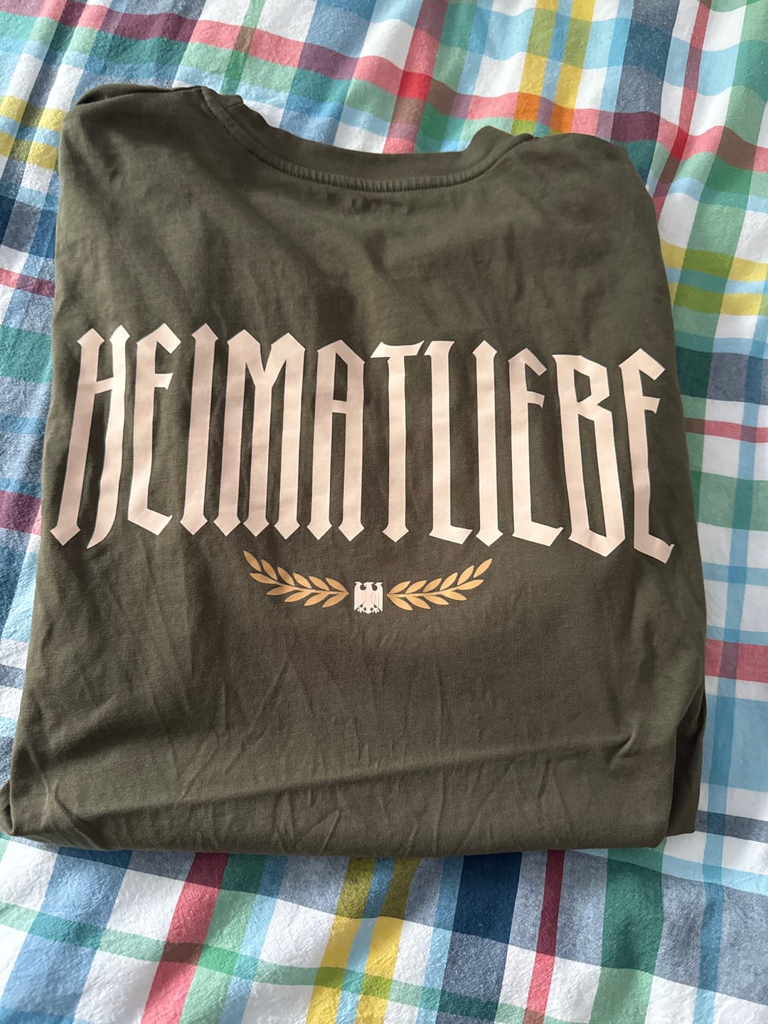 Customer photo review of Heimatliebe Statement - Shirt - Khaki