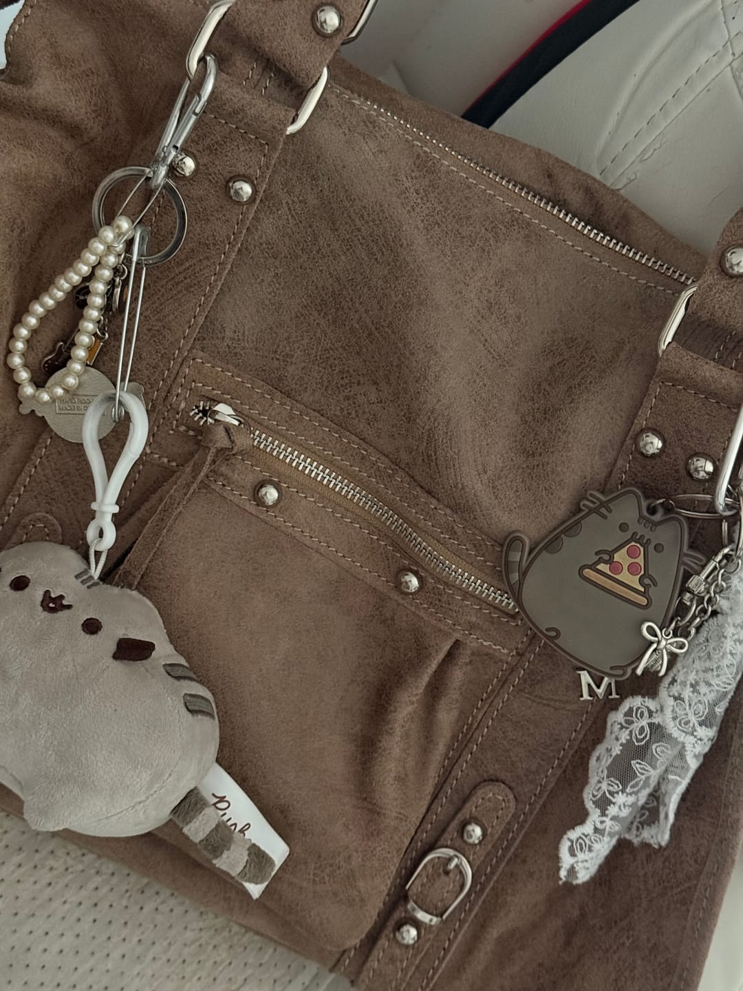 Customer photo review of It girl bag Teddy silver