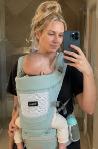 Customer photo review of SNUG BÉBÉ - Baby Carrier