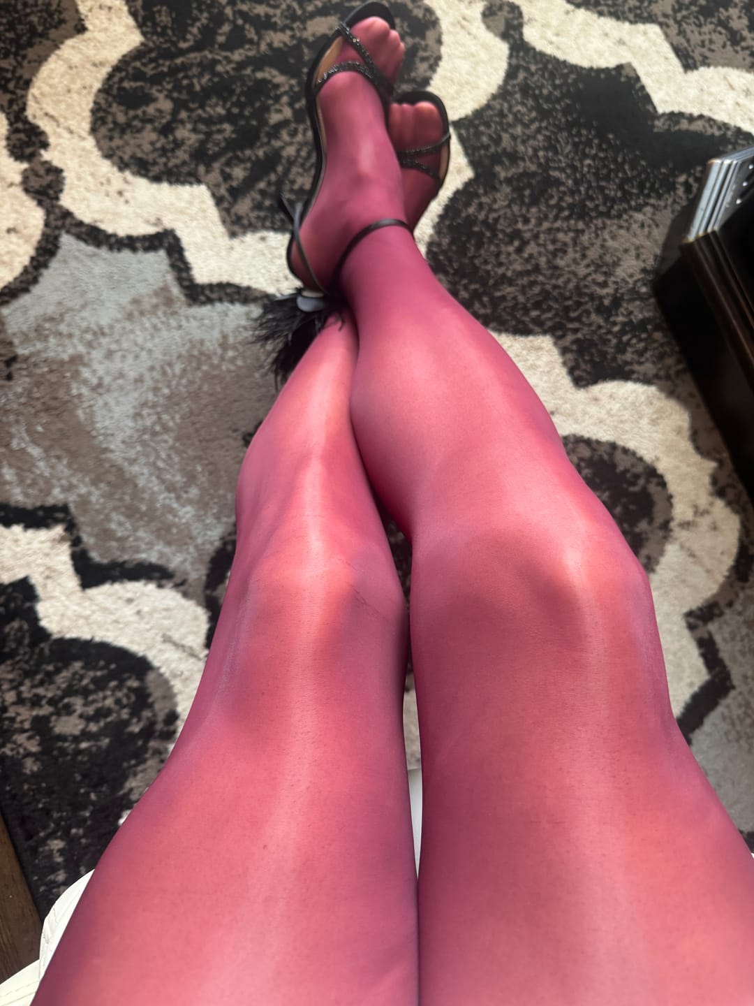 Customer photo review of PLAY - FREE HUGGING SEAMLESS TIGHTS  - GLOSS