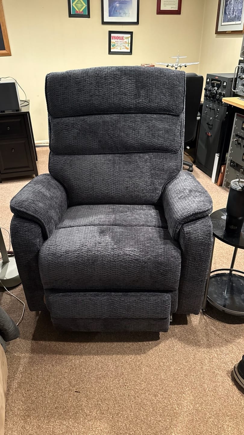 Customer photo review of 9188T Tall Man Power Lift Recliner – Dual Motor, Lay Flat, Heat & Massage