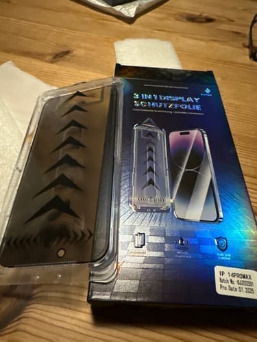 Customer photo review of 3 in 1 Screen Protector - iPhone