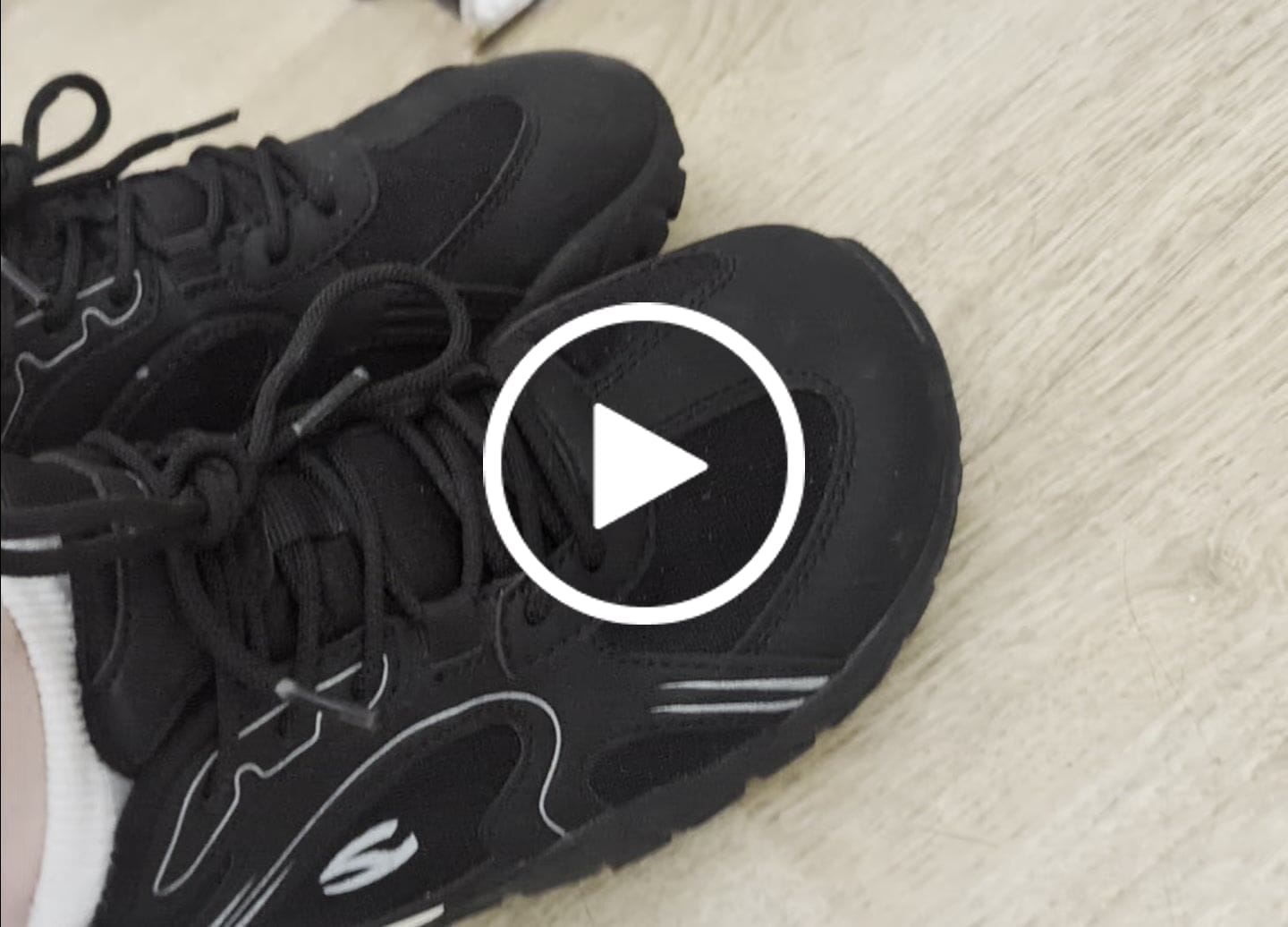 Customer video review of Aether - Wide Toe Sneakers