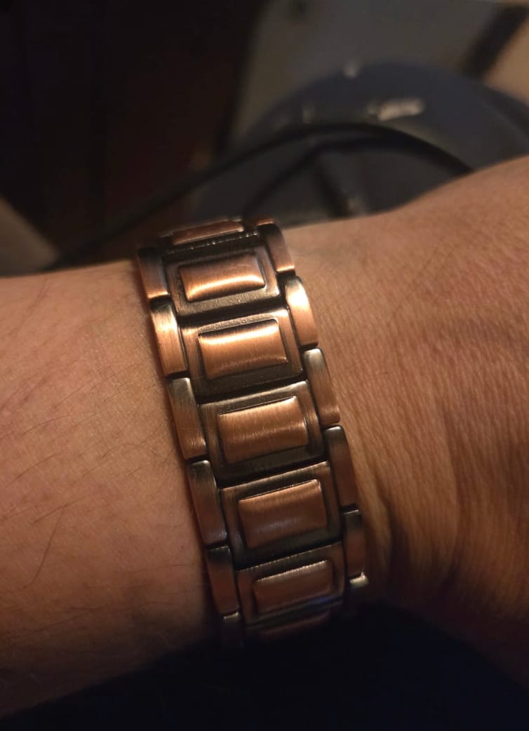 Customer photo review of KORMANT™ Bakır Manyetik Bileklik
