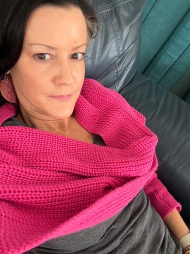 Customer photo review of Sleek - Hot Pink