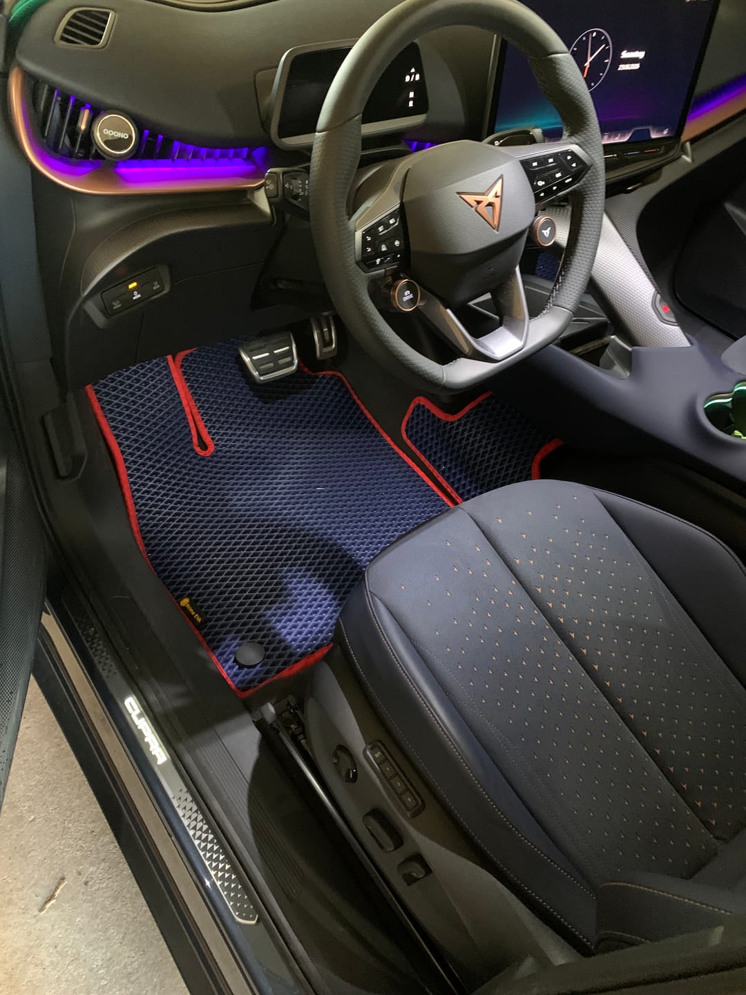 Customer photo review of E-Auto Fußmatten nach Maß - Komplettset