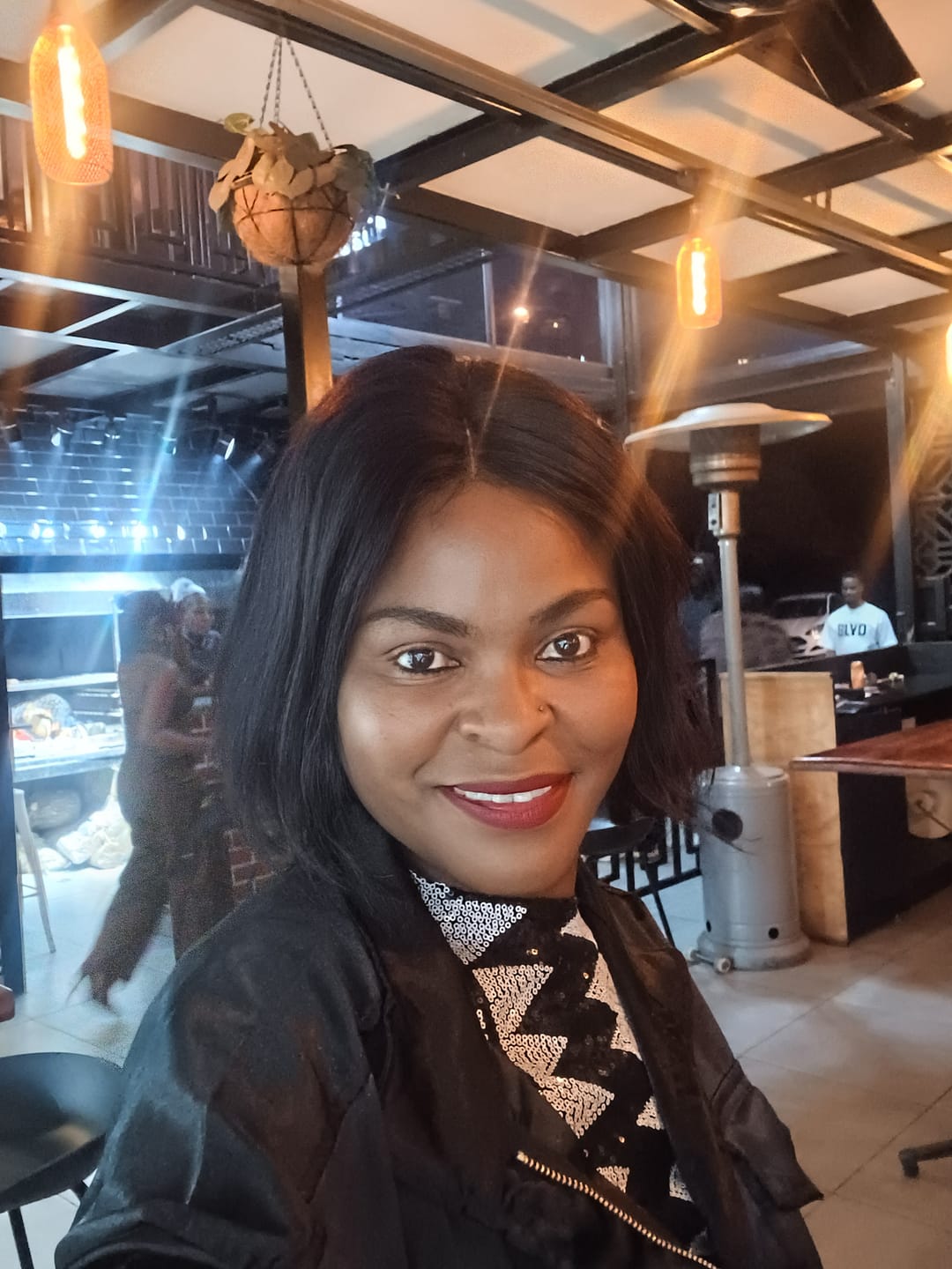 Customer photo review of OLIVIA - Brazilian 4x4 Lace Wig