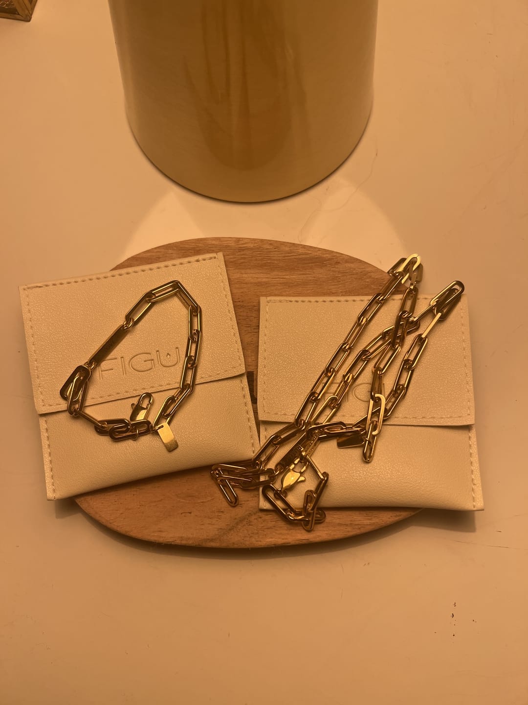 Customer photo review of Colar Matilde