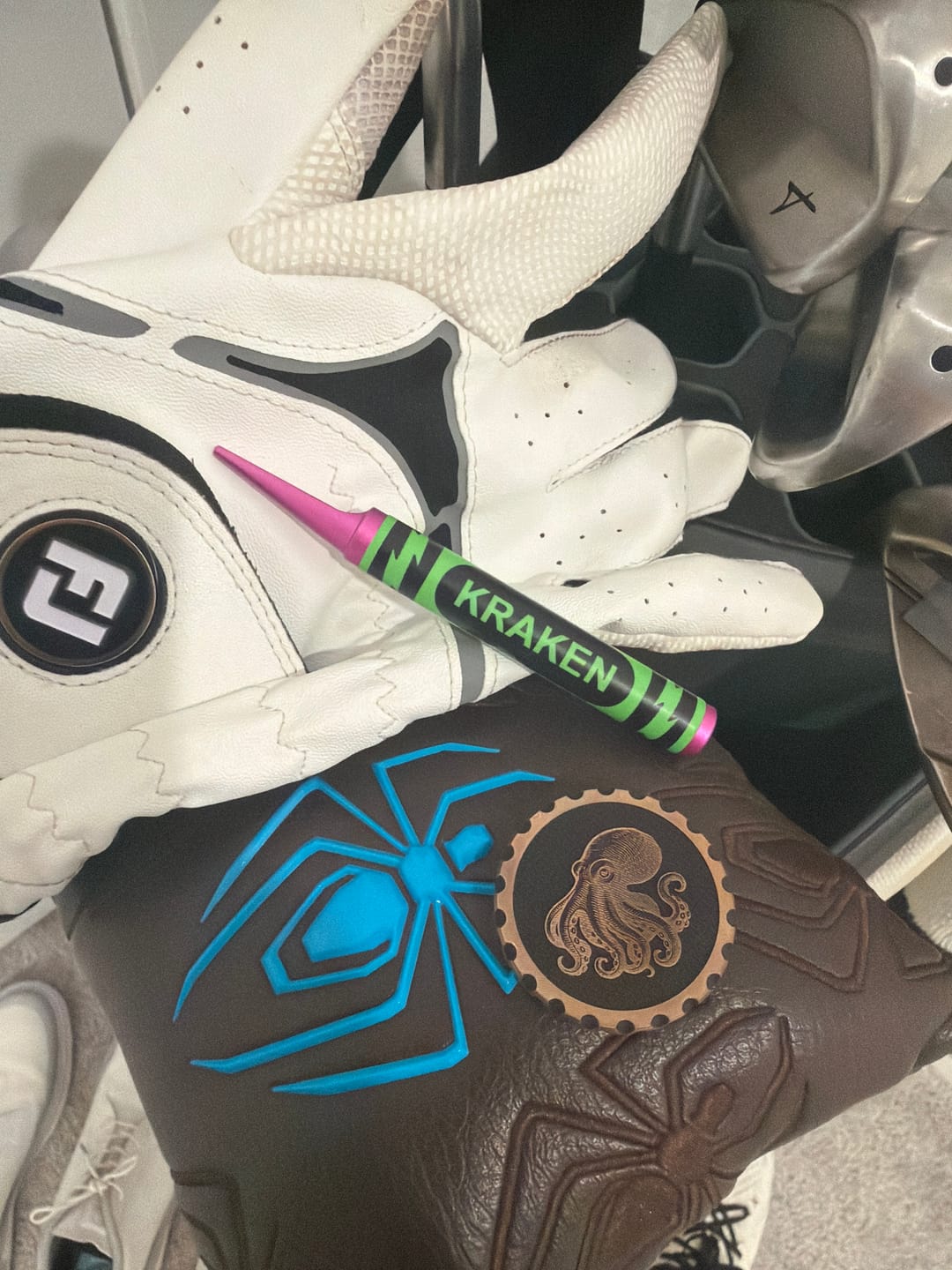Customer photo review of 🍉 Slice Free Crayon Golf Divot Tool (Melon)