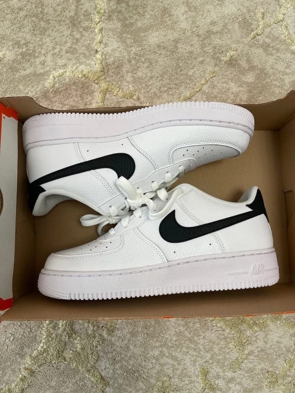 Customer photo review of Nike Air Force 1