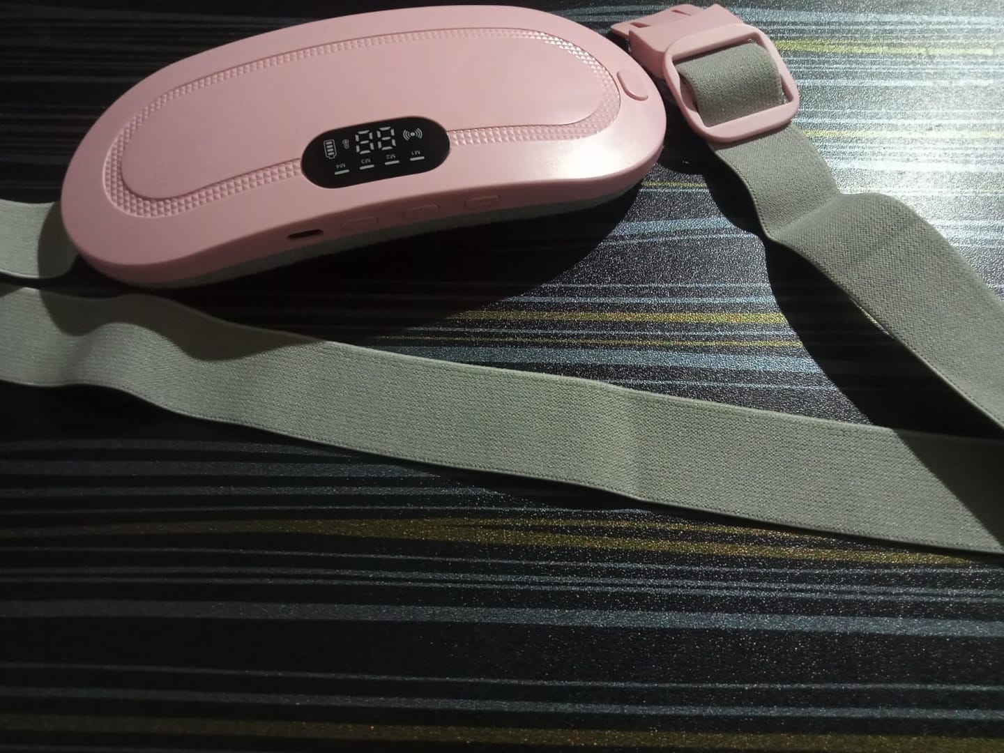 Customer photo review of Thermiva™ - Portable Cordless Heating & Vibration Belt for Menstrual Cramps