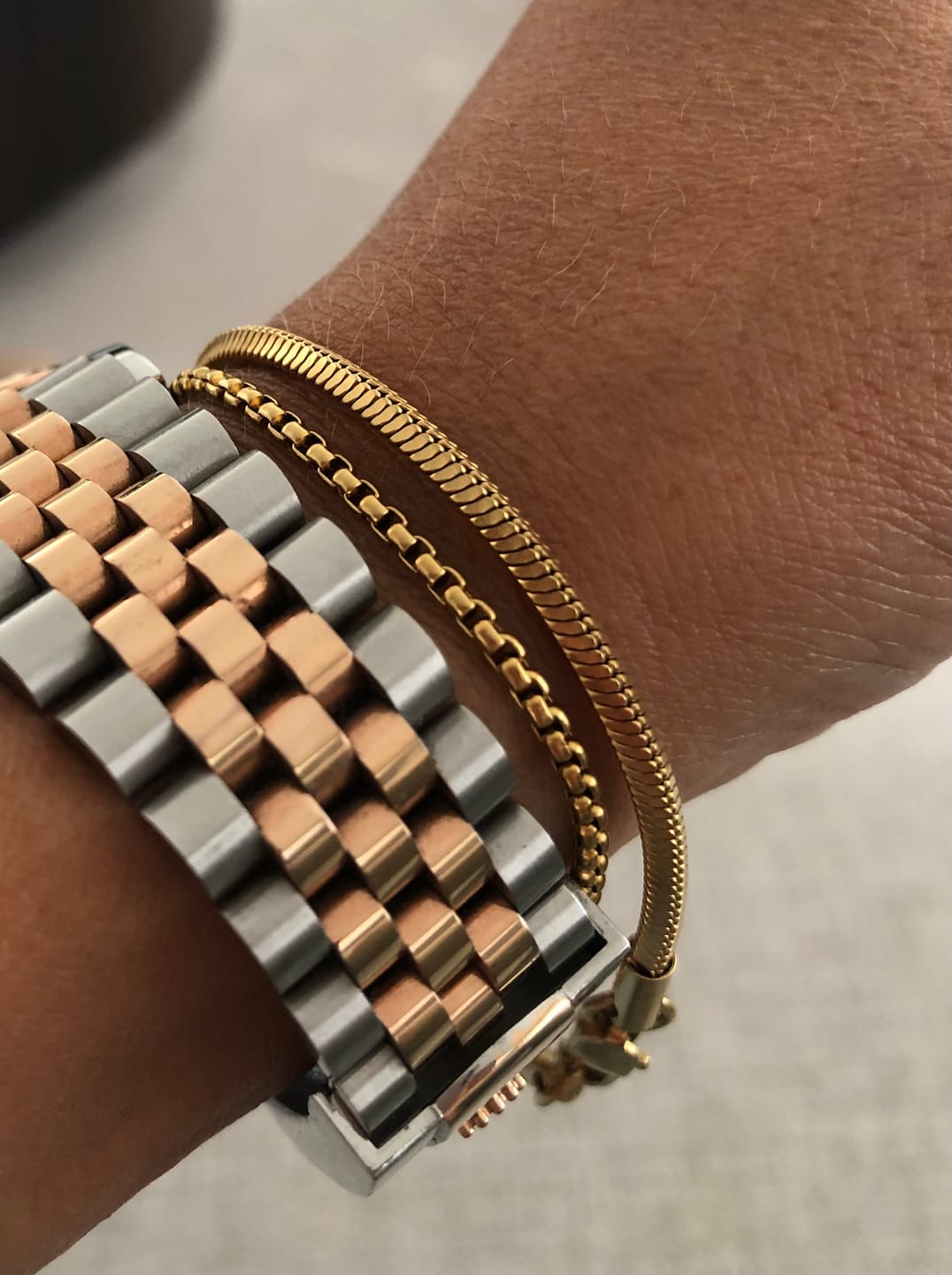Customer photo review of Pulseira Isa