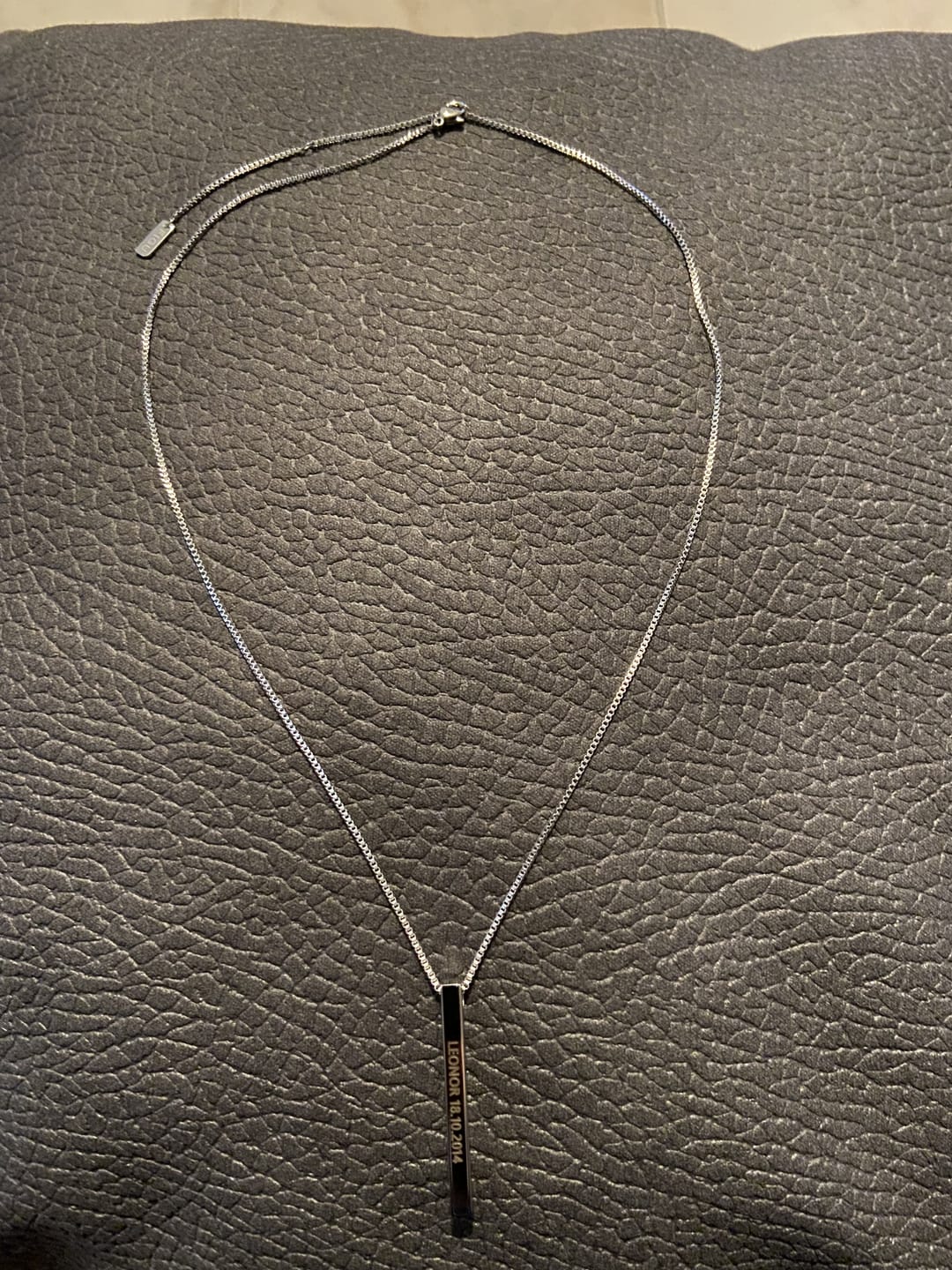 Customer photo review of Colar Vertical