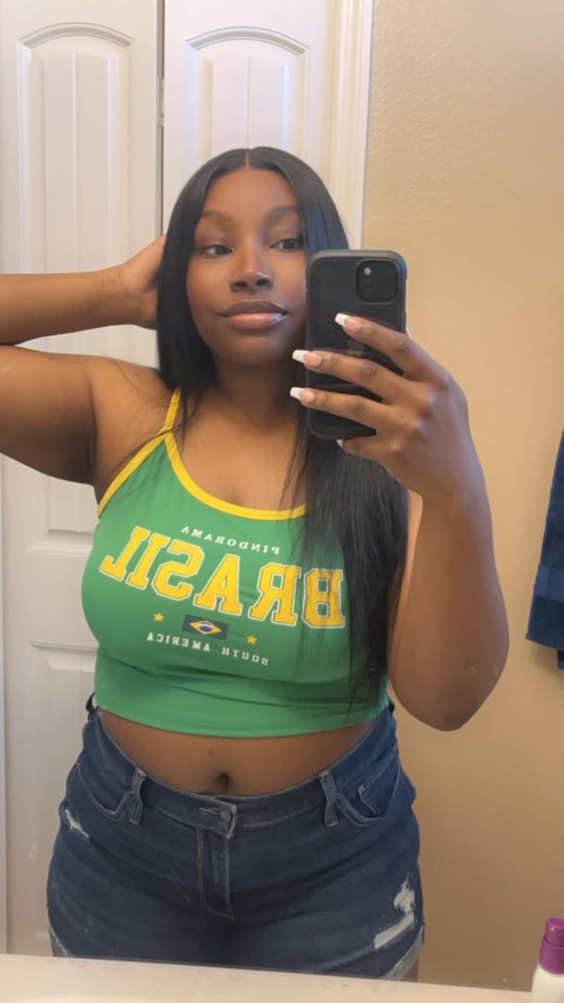 Customer photo review of Wavymy Pre-Cut 13x6 Max Lace Frontal Wig Drawstring Wear & Go Wigs Dome Cap Glueless Wigs 180% Density