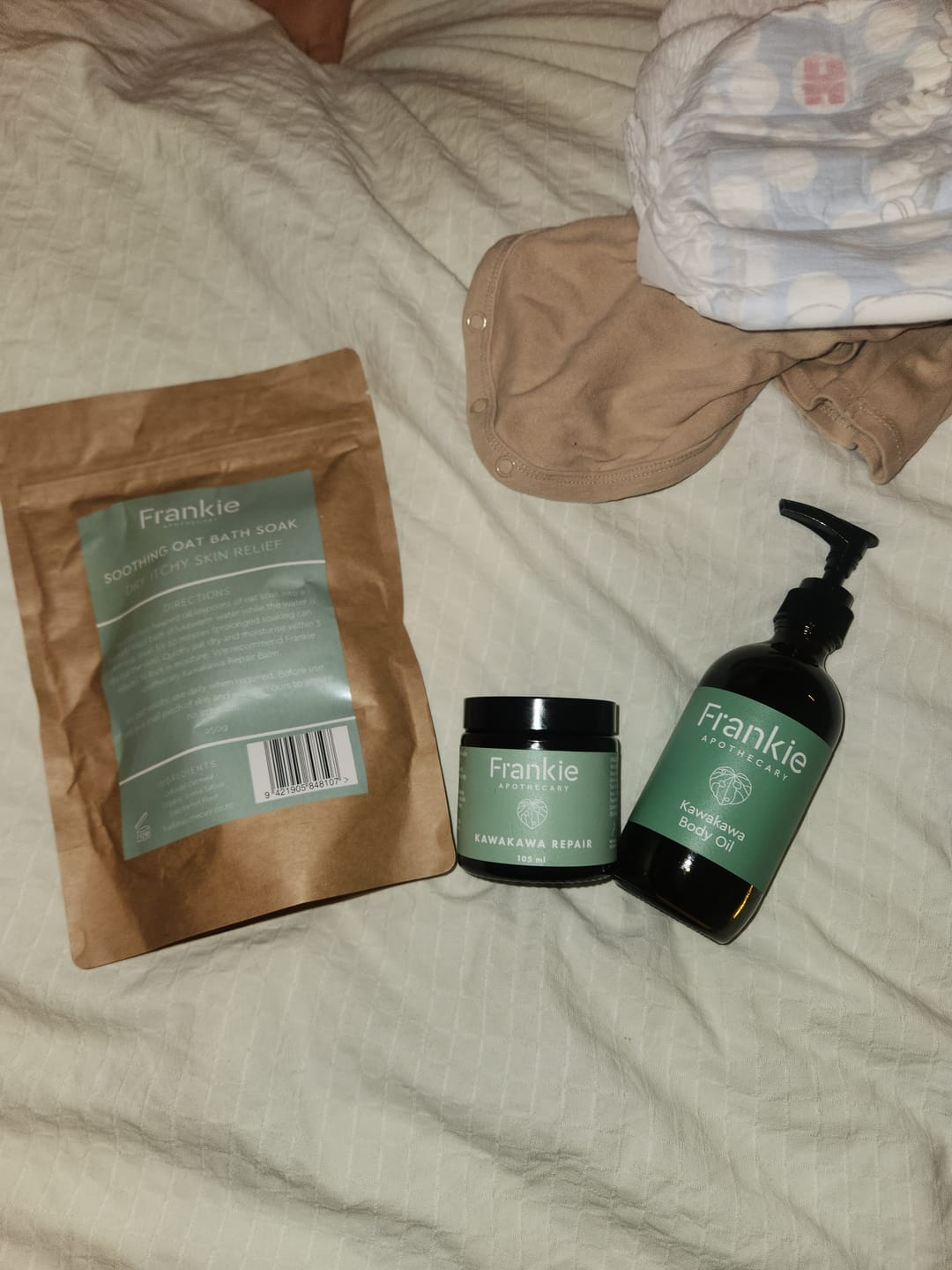 Customer photo review of Kawakawa Balm