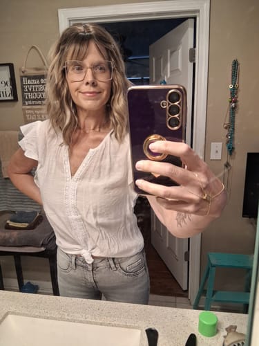 Customer photo review of JBEXTENSION 14 Inches Scalpiana Wave Blonde Highlight 3.5X4 Hard Silky Top Natural Scalp Effect Wig with Bangs OSSIE SHORT - BLONDE HIGHLIGHT