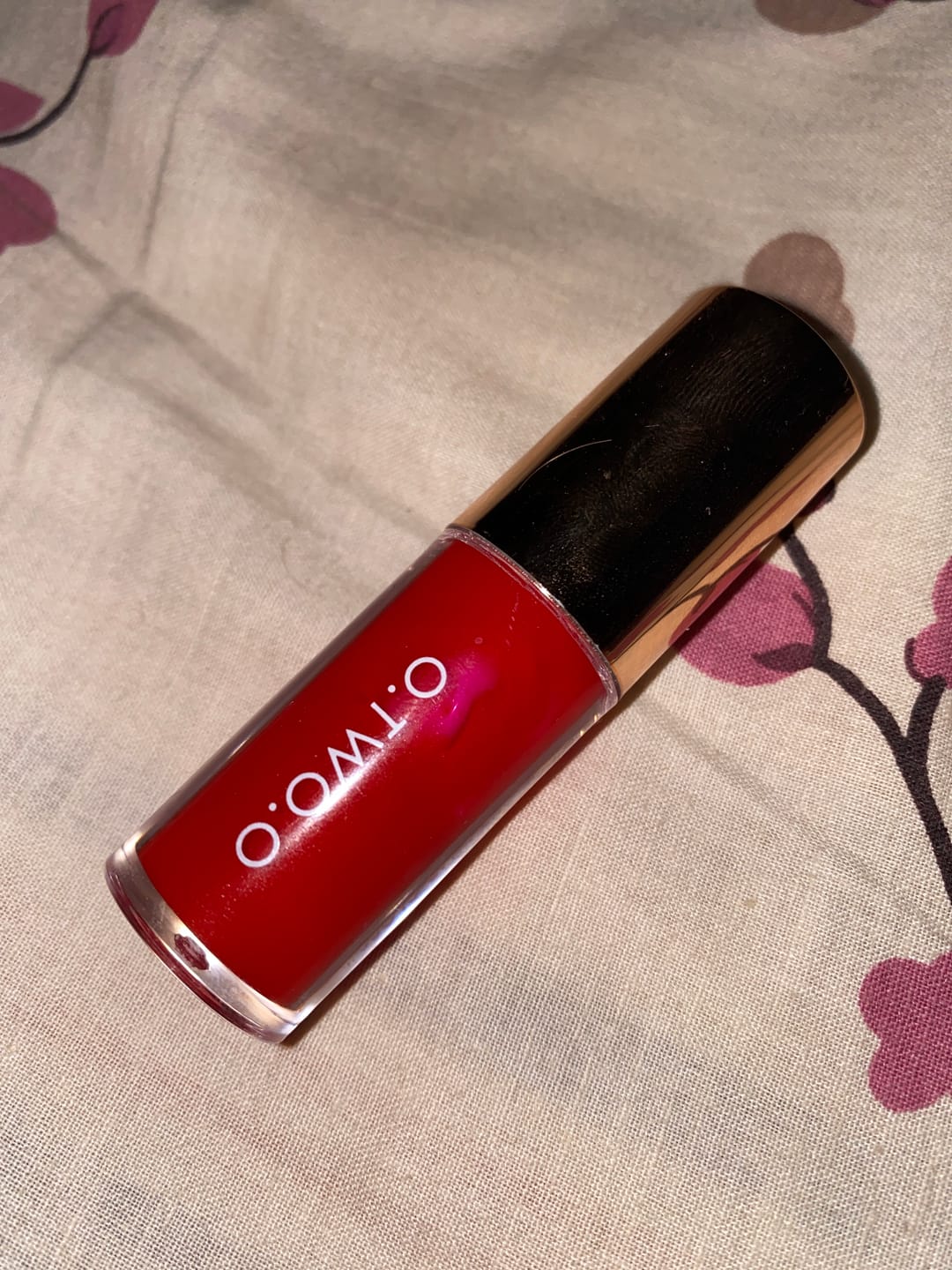 Customer photo review of O.TWO.O PLUMP SHINY CRYSTAL LIP GLOSS