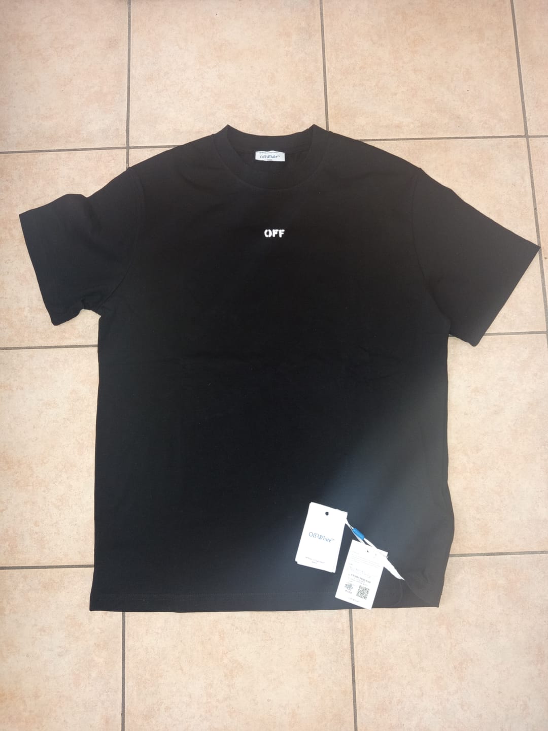 Customer photo review of T-shirt Off-White 013
